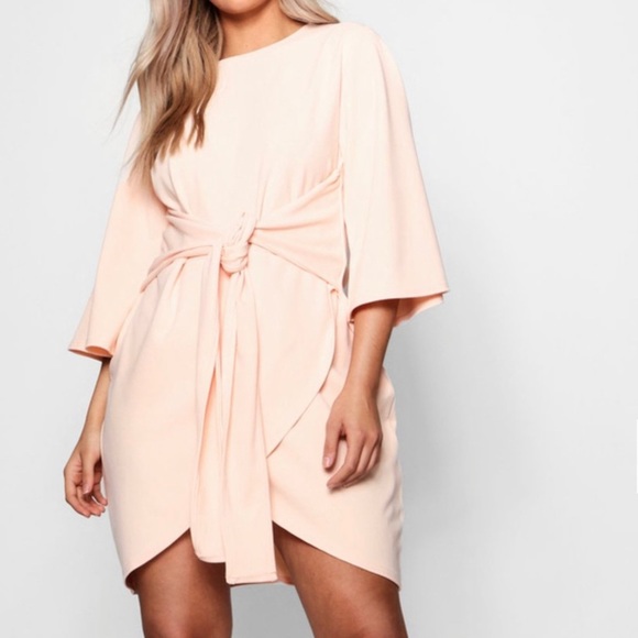Boohoo Plus Dresses & Skirts - Nwt PLUS KIMONO SLEEVE TIE WAIST WRAP DRESS